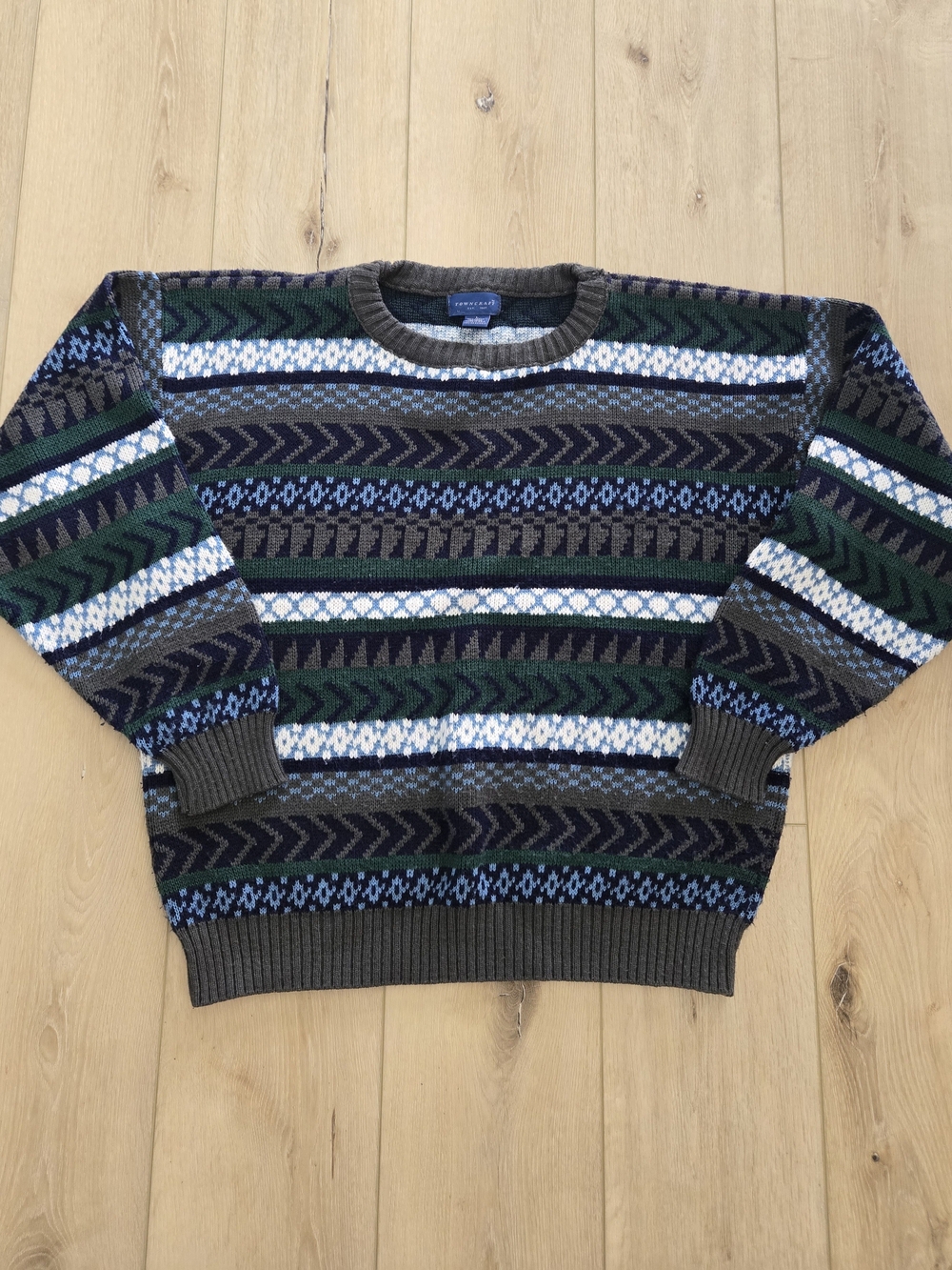 Vintage Towncraft 100% Acrylic Crewneck Pullover Sweater Men's L Geometric